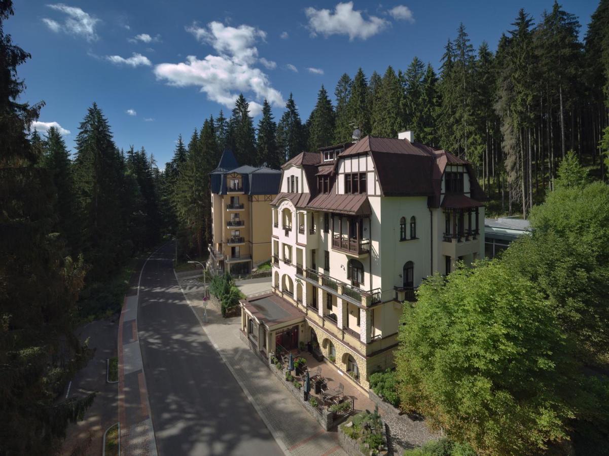 Spa Apartments St. Moritz Marianske Lazne Exterior photo